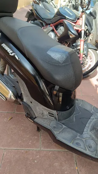 Kymco People S 125cc Negra