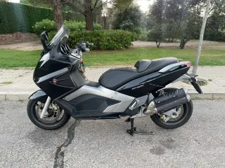 Gilera GP 800