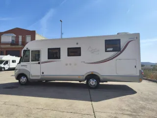 Autocaravana Integral Rápido 890F