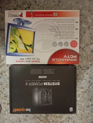 Torre PC Pentium III 1GHz Blanco/Azul