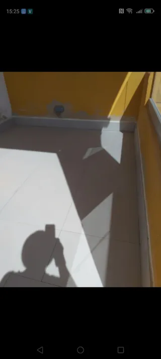 Albañil con más de 25 años en la construcción