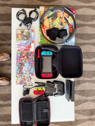 Nintendo Switch + Juegos y Accesorios