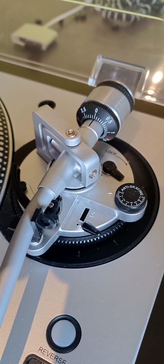 Tocadiscos Audio-Technica AT-LP140XP Color Plata