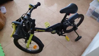 Bicicleta infantil 16" BTWIN Dark Heroes 500