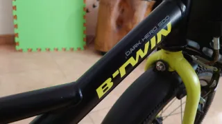 Bicicleta infantil 16" BTWIN Dark Heroes 500