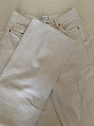 Vaqueros Stradivarius Beige Talla 38
