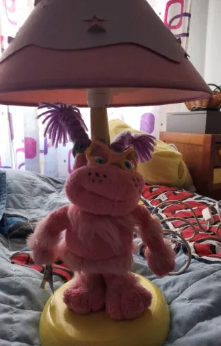 Lámpara de mesita infantil