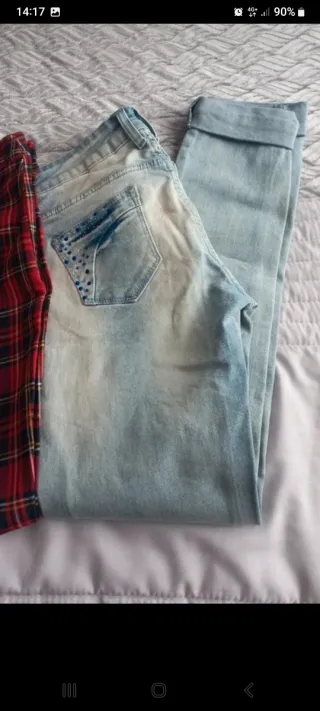 Lote de pantalones a cuadros