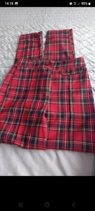 Lote de pantalones a cuadros