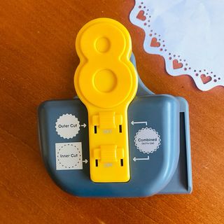 Troqueladora Lucky 8 Punch We R Memory Keepers