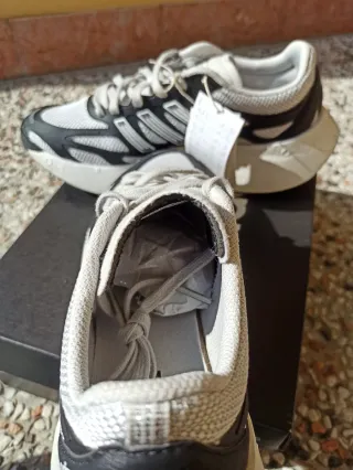 Scarpe Adizero Aruku