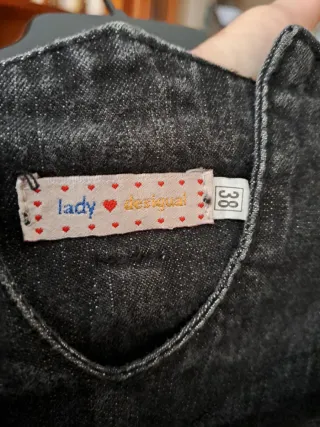 Falda Desigual  vaquera con etiqueta