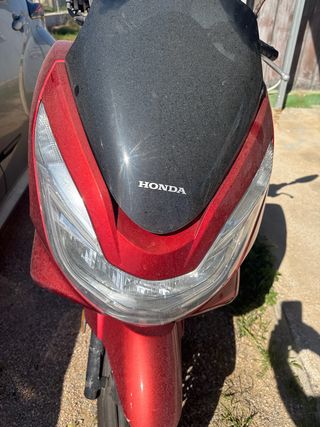Honda PCX 2017 - 18200 km