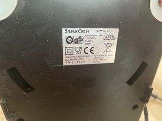 Amasadora Silvercrest Negra