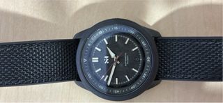 Reloj SW200 Carbono automatico