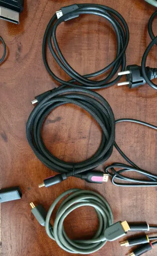 🇪🇦 Cables y Accesorios Xbox 360 desde 5 euros