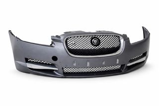 Parachoques Delantero y Parrilla Jaguar XF