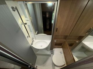 Autocaravana Hymer Exsis I 578 2.3d 130 4 plazas