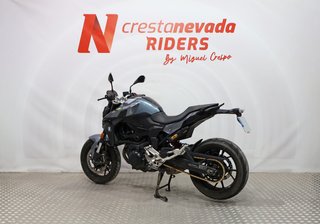 BMW F 900 R