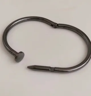 Pulsera Acero negro Clavo
