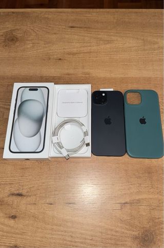 iPhone 15 Negro/Gris