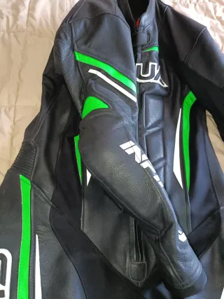 Mono de cuero Shua talla 50