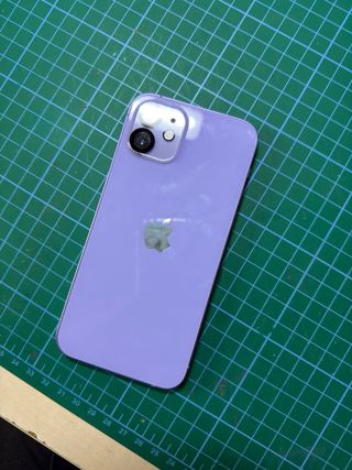 iPhone 12 Lila