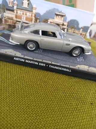 Coche Aston Martin DB5 James Bond 007