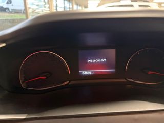 Peugeot 208 * REVISADO * GARANTIA *