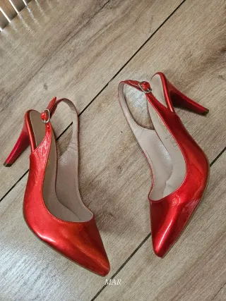 Zapatos slingback charol rojo Joyca