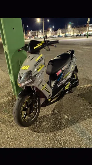 Yamaha Jog RR Scooter