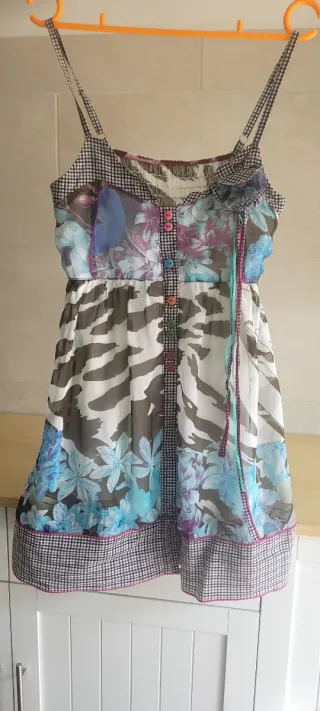 Vestido estampado floral y cebra