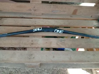 Manillar carbono ONE DH Enduro 780mm