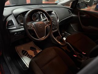 Opel Astra SÓLO 83.000 KM