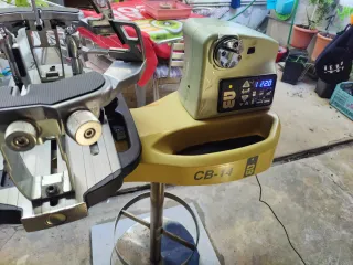 Máquina encordadora profesional CB-14 ED