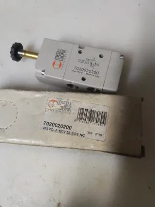 Lote válvulas neumáticas Metal Work  nuevas