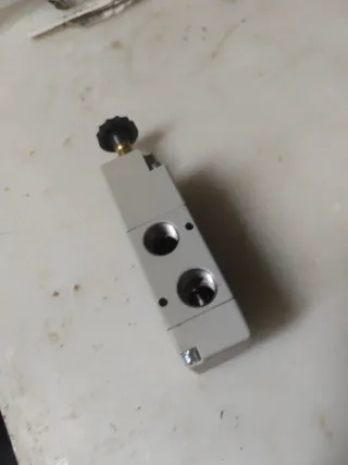 Lote válvulas neumáticas Metal Work  nuevas