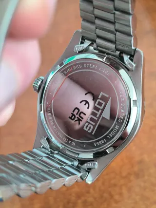 Reloj Lotus Freedom Negro y Plateado