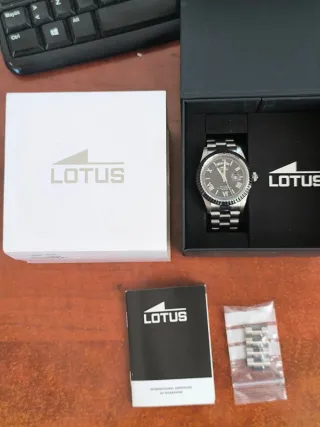 Reloj Lotus Freedom Negro y Plateado