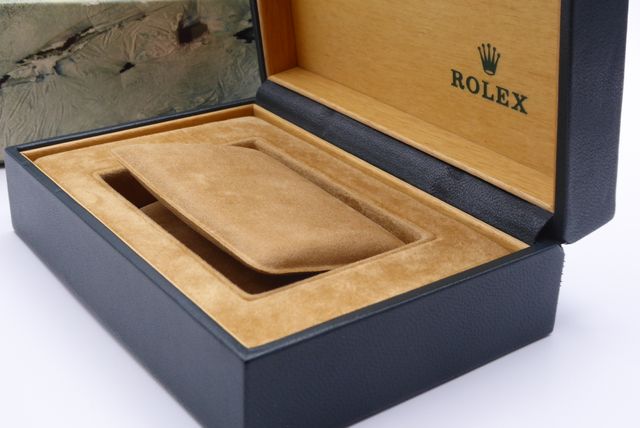 Rolex Oyster perpetual 31mm vintage box 68.00.55