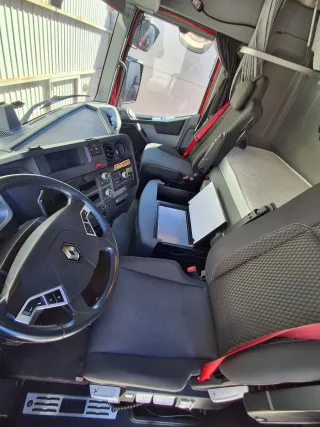 Renault Vel Satis 2019