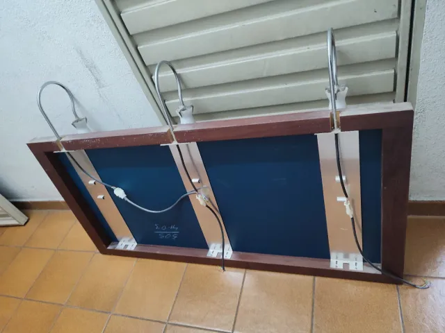 Espejo de baño con 3 focos