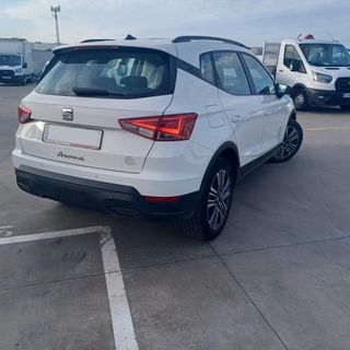 SEAT Arona * EN OFERTA * POCOS KILOMETROS *