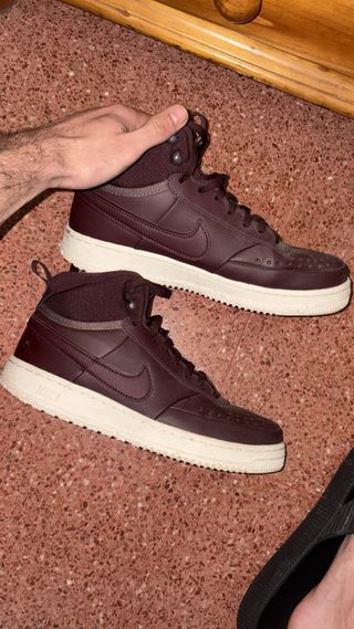 Nike Court Vision Mid Granate Talla 43