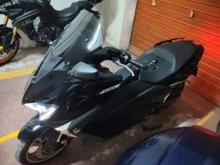 Yamaha TMAX 530 Negra sx 2017
