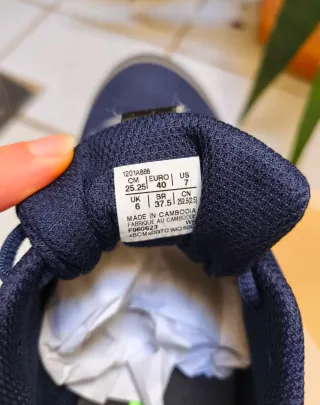 Asics Gel-Citrek NS Azul y Negro Nuevas