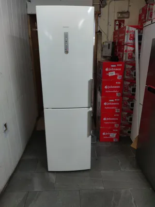 Nevera Siemens Combi A+ 200x60cm no Frost garantia