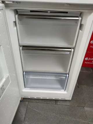 Nevera Siemens Combi A+ 200x60cm no Frost garantia