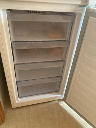 Nevera Combi Beko RCHE300K30WN Blanca