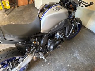 Moto Naked Negra